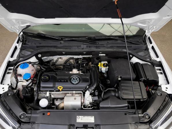 Volkswagen Jetta VI с пробегом 2014 года, цена 1 277 000 рублей, 103840 км, седан, Автокод Объявления