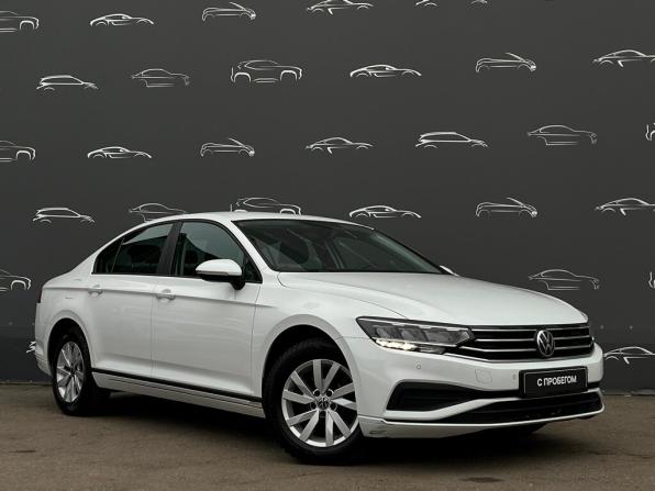 Volkswagen Passat B8 Рестайлинг с пробегом 2020 года, цена 2 422 100 рублей, 56638 км, седан, Автокод Объявления