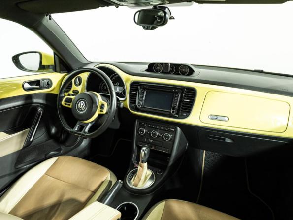 Volkswagen Beetle II (A5) с пробегом 2014 года, цена 1 450 000 рублей, 122713 км, хэтчбек, Автокод Объявления