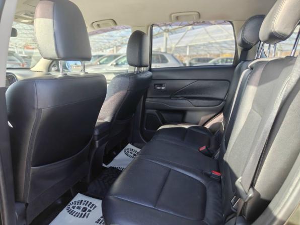 Mitsubishi Outlander III Рестайлинг 3 с пробегом 2018 года, цена 1 711 000 рублей, 158431 км, внедорожник, Автокод Объявления