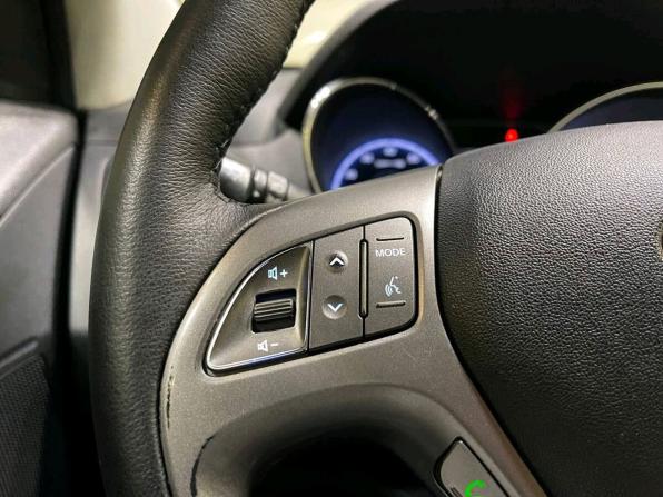 Hyundai ix35 I Рестайлинг с пробегом 2014 года, цена 1 349 000 рублей, 180490 км, внедорожник, Автокод Объявления