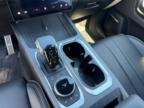 Jaecoo J7 I с пробегом 2024 года, цена 2 595 000 рублей, 4378 км, внедорожник, Автокод Объявления