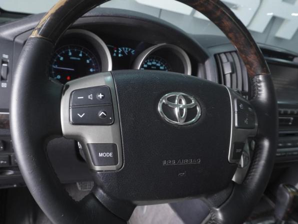 Toyota Land Cruiser 200 Series с пробегом 2007 года, цена 2 815 000 рублей, 179125 км, внедорожник, Автокод Объявления