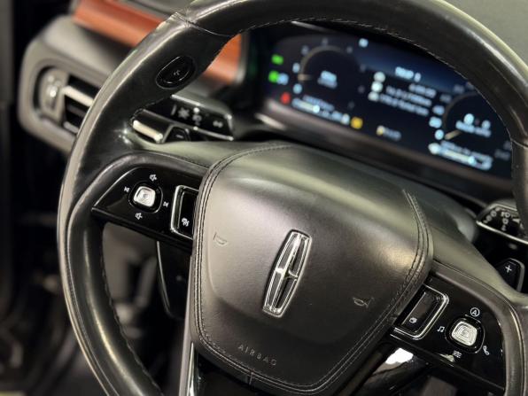 Lincoln Aviator II с пробегом 2022 года, цена 4 500 000 рублей, 159574 км, внедорожник, Автокод Объявления