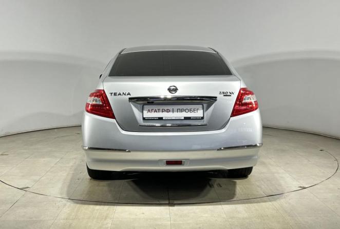 Nissan Teana II с пробегом 2010 года, цена 1 050 000 рублей, 266855 км, седан, Автокод Объявления
