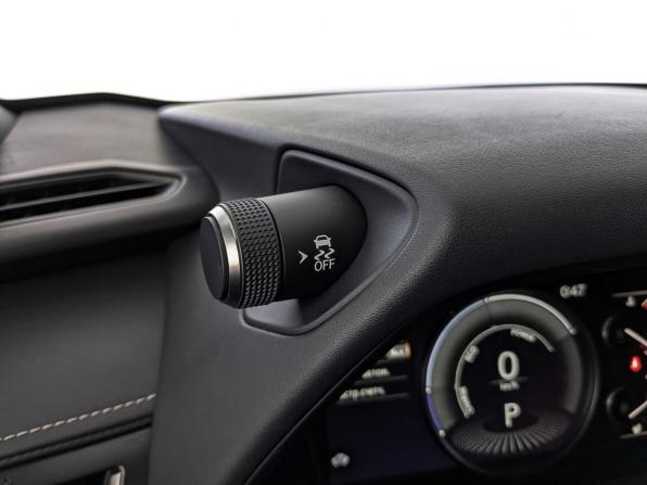 Lexus UX I с пробегом 2022 года, цена 3 999 000 рублей, 46975 км, внедорожник, Автокод Объявления