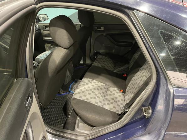 Ford Focus II с пробегом 2006 года, цена 350 000 рублей, 170114 км, хэтчбек, Автокод Объявления