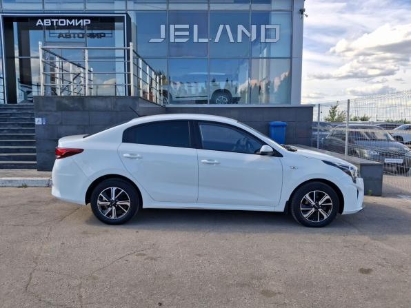 Kia Rio IV Рестайлинг с пробегом 2020 года, цена 1 890 000 рублей, 55194 км, седан, Автокод Объявления
