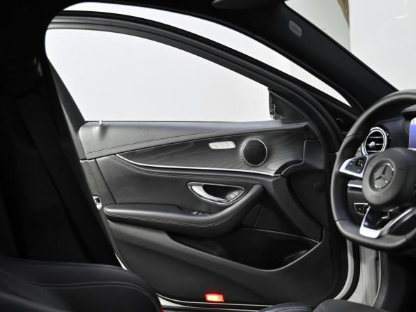 Mercedes-Benz E-Класс V (W213 S213 C238) с пробегом 2016 года, цена 2 699 000 рублей, 96000 км, седан, Автокод Объявления