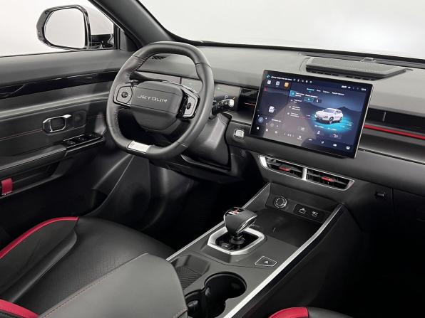 JETOUR DASHING I с пробегом 2024 года, цена 2 050 000 рублей, 38635 км, внедорожник, Автокод Объявления