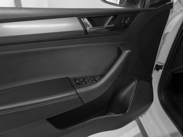 Skoda Rapid I Рестайлинг с пробегом 2018 года, цена 1 575 000 рублей, 71916 км, лифтбек, Автокод Объявления