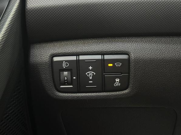 Hyundai Creta I Рестайлинг с пробегом 2021 года, цена 2 150 000 рублей, 87601 км, внедорожник, Автокод Объявления
