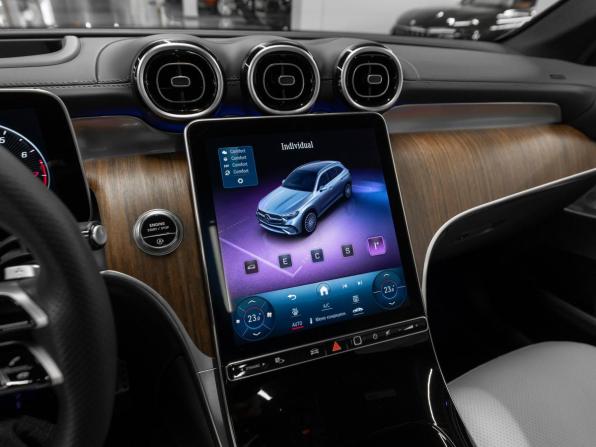 Mercedes-Benz GLC II (X254) с пробегом 2024 года, цена 7 500 000 рублей, 20881 км, внедорожник, Автокод Объявления