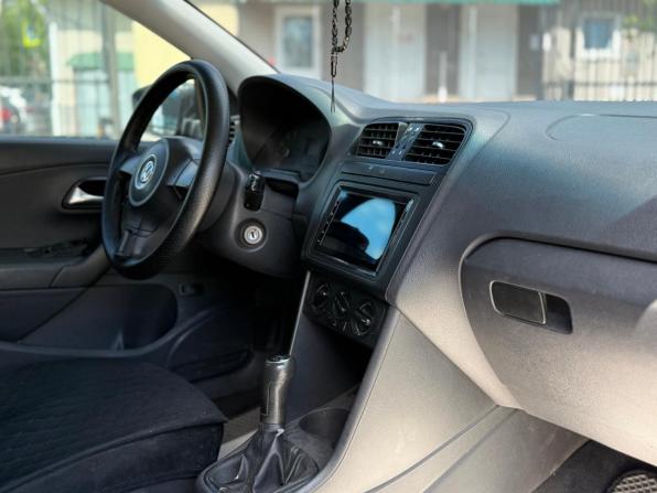 Volkswagen Polo V с пробегом 2011 года, цена 599 000 рублей, 217300 км, седан, Автокод Объявления