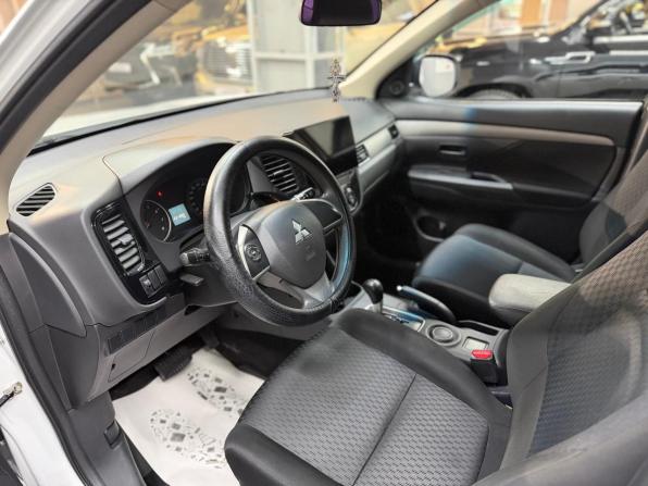 Mitsubishi Outlander III Рестайлинг с пробегом 2014 года, цена 1 497 000 рублей, 220000 км, внедорожник, Автокод Объявления