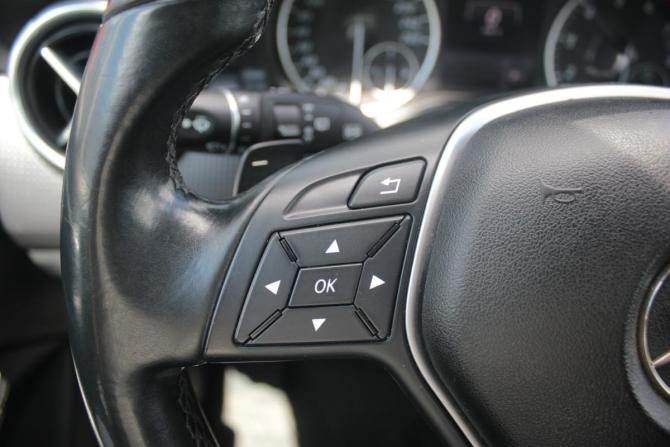 Mercedes-Benz A-Класс III (W176) с пробегом 2014 года, цена 1 200 000 рублей, 172402 км, хэтчбек, Автокод Объявления