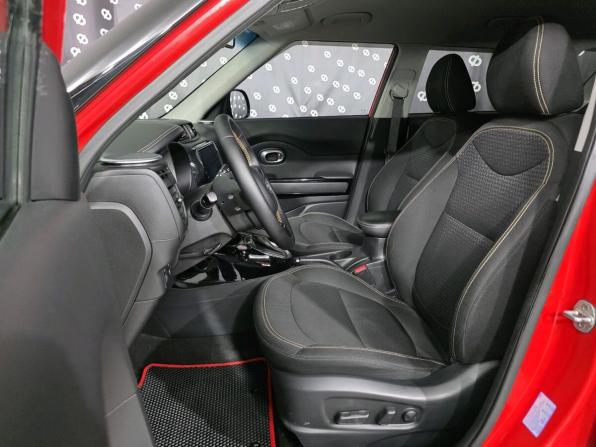 Kia Soul II Рестайлинг с пробегом 2016 года, цена 1 300 000 рублей, 129000 км, хэтчбек, Автокод Объявления