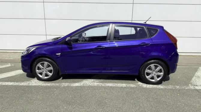 Hyundai Solaris I с пробегом 2013 года, цена 790 000 рублей, 142389 км, хэтчбек, Автокод Объявления