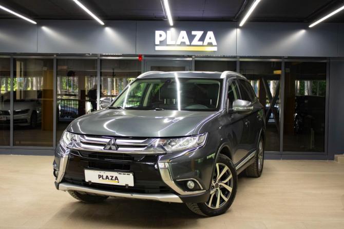 Mitsubishi Outlander III Рестайлинг 2 с пробегом 2017 года, цена 1 879 000 рублей, 159848 км, внедорожник, Автокод Объявления