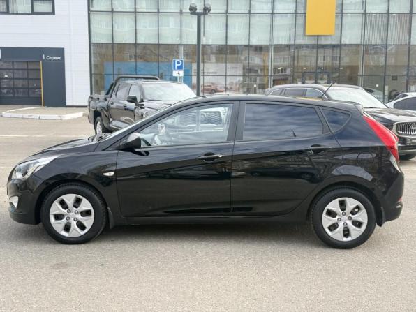 Hyundai Solaris I Рестайлинг с пробегом 2016 года, цена 870 000 рублей, 124922 км, хэтчбек, Автокод Объявления