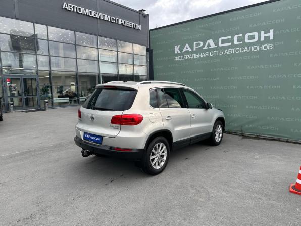 Volkswagen Tiguan I Рестайлинг с пробегом 2011 года, цена 1 200 000 рублей, 174437 км, внедорожник, Автокод Объявления