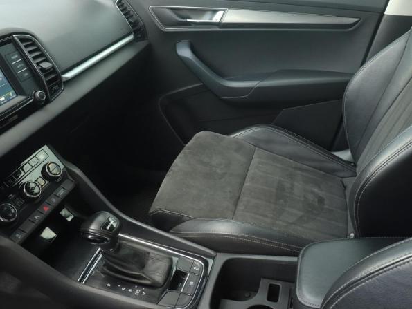 Skoda Karoq I с пробегом 2020 года, цена 2 197 000 рублей, 132522 км, внедорожник, Автокод Объявления