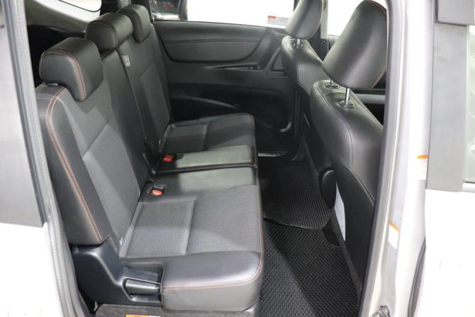 Toyota Sienta II с пробегом 2018 года, цена 1 250 000 рублей, 125597 км, минивэн, Автокод Объявления