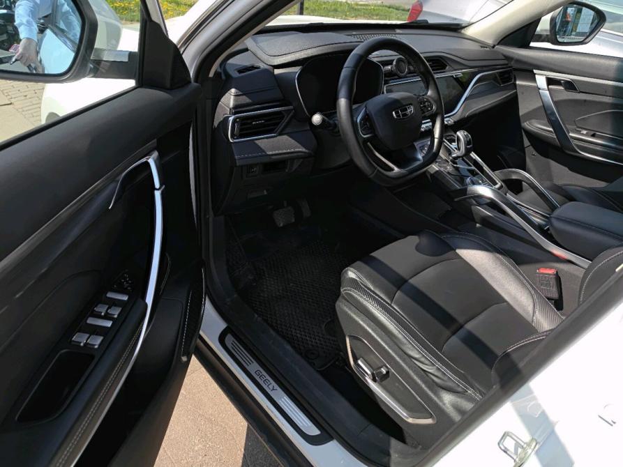 Geely Atlas Pro Москва  - изображение 4