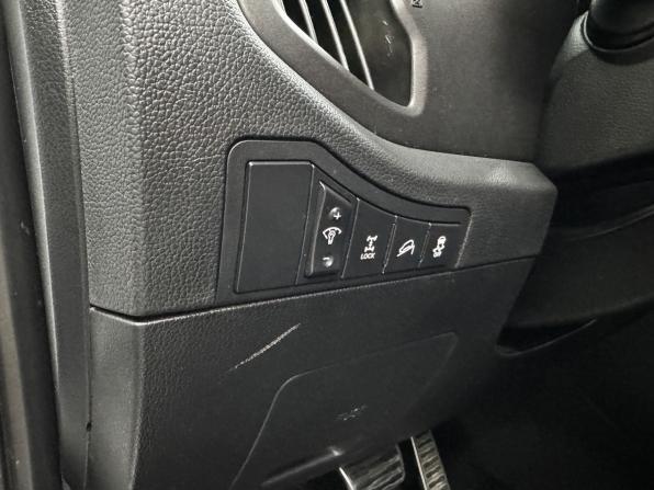 Kia Sportage III с пробегом 2013 года, цена 1 470 000 рублей, 240854 км, внедорожник, Автокод Объявления