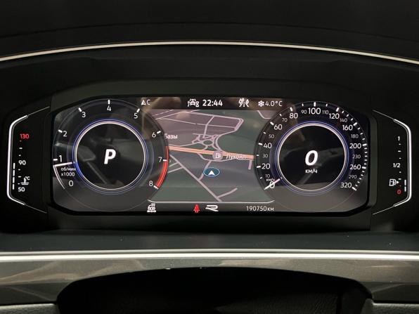 Volkswagen Tiguan II Рестайлинг с пробегом 2021 года, цена 3 450 000 рублей, 190741 км, внедорожник, Автокод Объявления