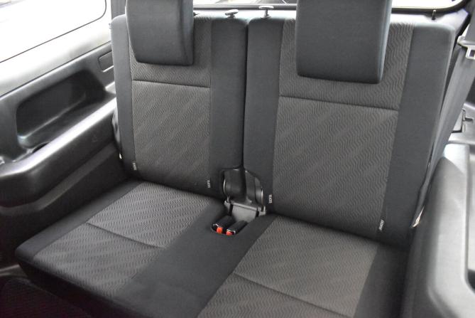 Suzuki Jimny III Рестайлинг 2 с пробегом 2013 года, цена 1 435 000 рублей, 79287 км, внедорожник, Автокод Объявления