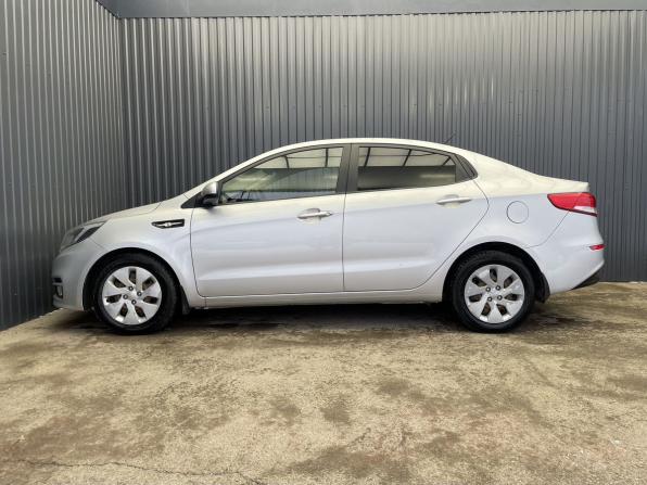 Kia Rio III Рестайлинг с пробегом 2017 года, цена 1 187 000 рублей, 96478 км, седан, Автокод Объявления