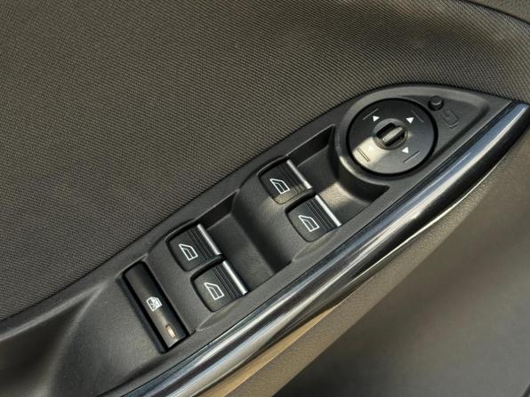 Ford Focus III Рестайлинг с пробегом 2018 года, цена 1 090 000 рублей, 139000 км, универсал, Автокод Объявления