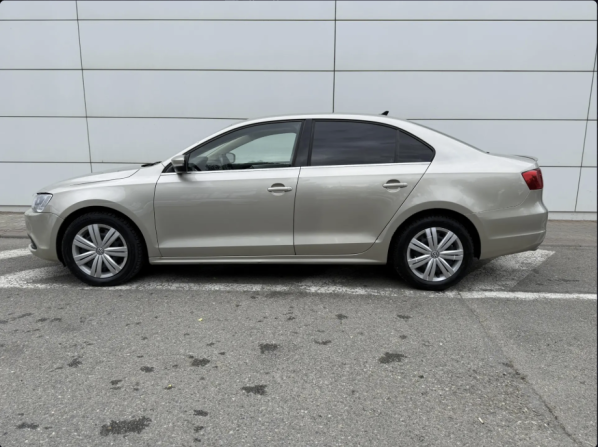 Volkswagen Jetta VI с пробегом 2013 года, цена 990 000 рублей, 298715 км, седан, Автокод Объявления