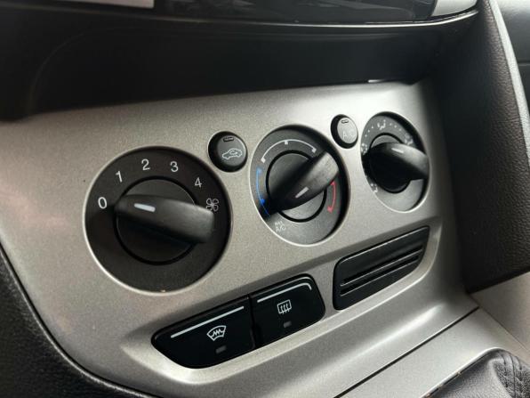 Ford Focus III с пробегом 2011 года, цена 596 400 рублей, 247391 км, хэтчбек, Автокод Объявления