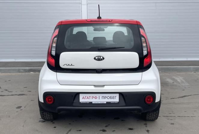 Kia Soul II Рестайлинг с пробегом 2018 года, цена 1 680 000 рублей, 76747 км, хэтчбек, Автокод Объявления