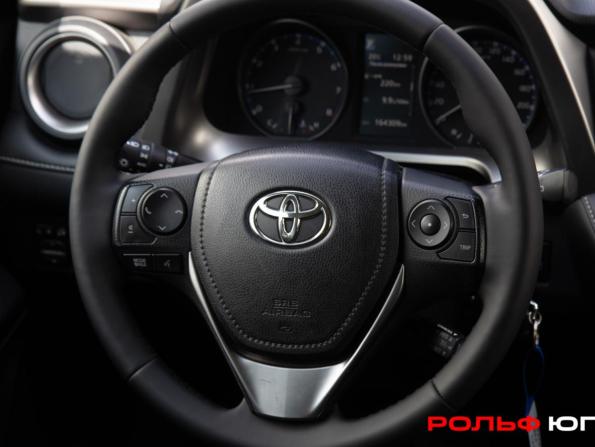Toyota RAV4 IV (XA40) Рестайлинг с пробегом 2016 года, цена 1 978 000 рублей, 164307 км, внедорожник, Автокод Объявления