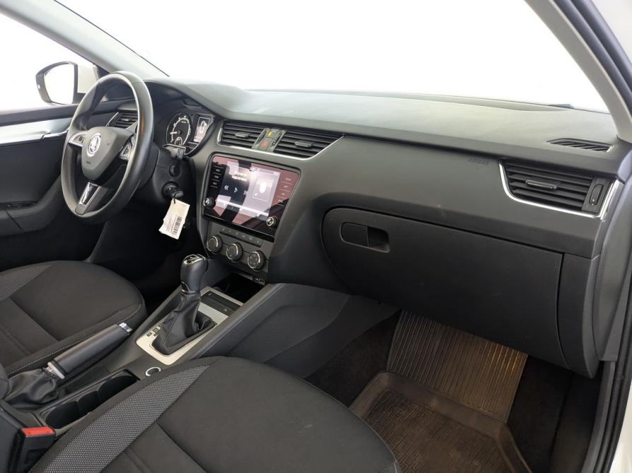 Skoda Octavia III (A7) Рестайлинг Москва  - изображение 19