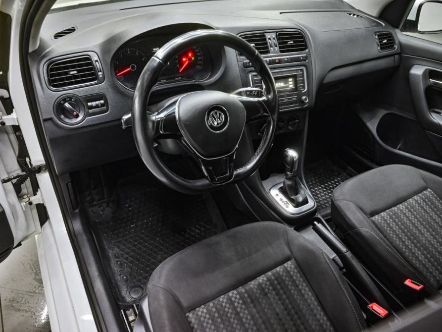 Volkswagen Polo V Рестайлинг Челябинск  - изображение 12