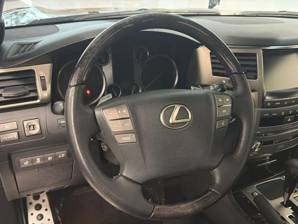 Lexus LX III Рестайлинг с пробегом 2015 года, цена 6 620 000 рублей, 83113 км, внедорожник, Автокод Объявления