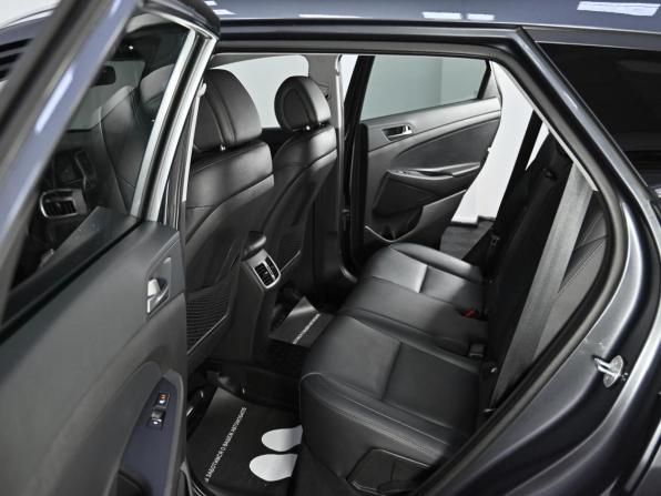 Hyundai Tucson III Рестайлинг с пробегом 2018 года, цена 1 699 000 рублей, 135000 км, внедорожник, Автокод Объявления