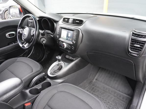Kia Soul II Рестайлинг с пробегом 2017 года, цена 1 549 000 рублей, 134764 км, хэтчбек, Автокод Объявления