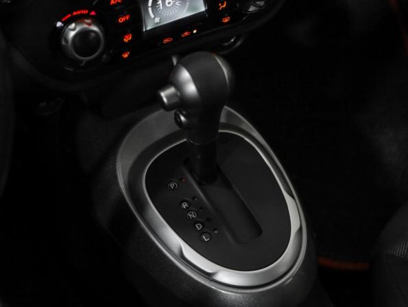 Nissan Juke I с пробегом 2012 года, цена 959 000 рублей, 115135 км, внедорожник, Автокод Объявления