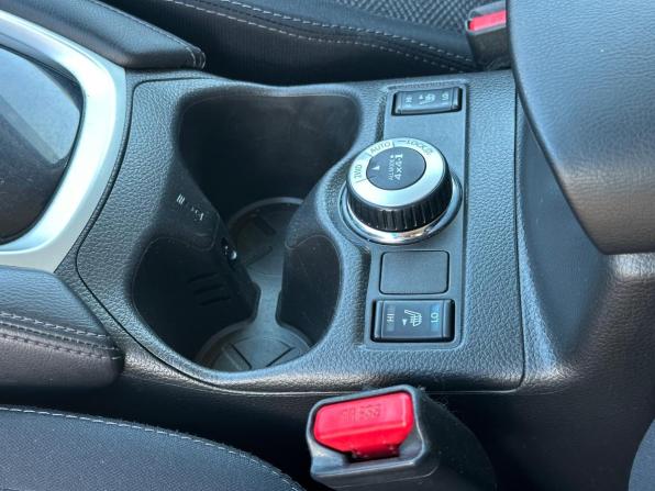 Nissan Qashqai II с пробегом 2014 года, цена 1 590 000 рублей, 90000 км, внедорожник, Автокод Объявления