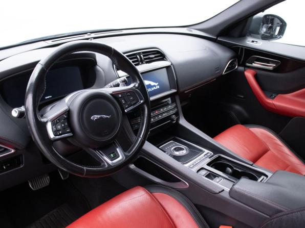 Jaguar F-Pace I с пробегом 2018 года, цена 2 613 000 рублей, 129485 км, внедорожник, Автокод Объявления