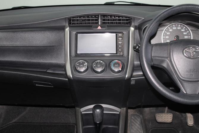 Toyota Corolla XI (E160 E170) Рестайлинг 2 с пробегом 2021 года, цена 1 300 000 рублей, 122979 км, универсал, Автокод Объявления