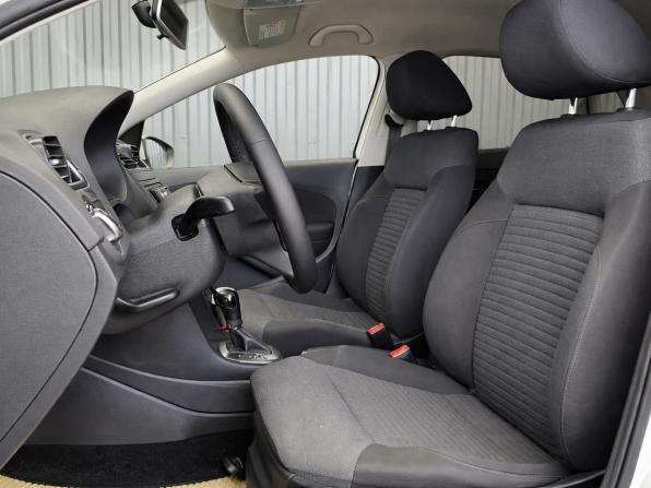 Volkswagen Polo V с пробегом 2011 года, цена 717 000 рублей, 149541 км, хэтчбек, Автокод Объявления