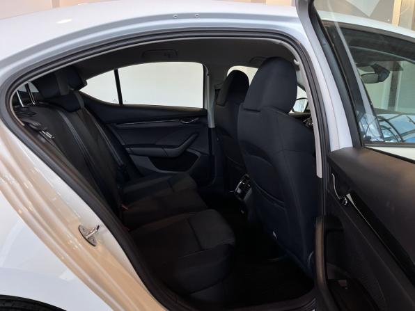 Skoda Octavia IV (A8) с пробегом 2021 года, цена 2 390 000 рублей, 103261 км, лифтбек, Автокод Объявления