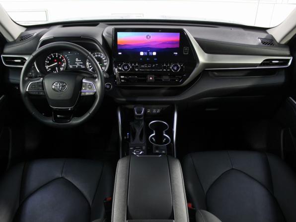 Toyota Highlander IV (XU70) с пробегом 2023 года, цена 5 000 000 рублей, 37357 км, внедорожник, Автокод Объявления