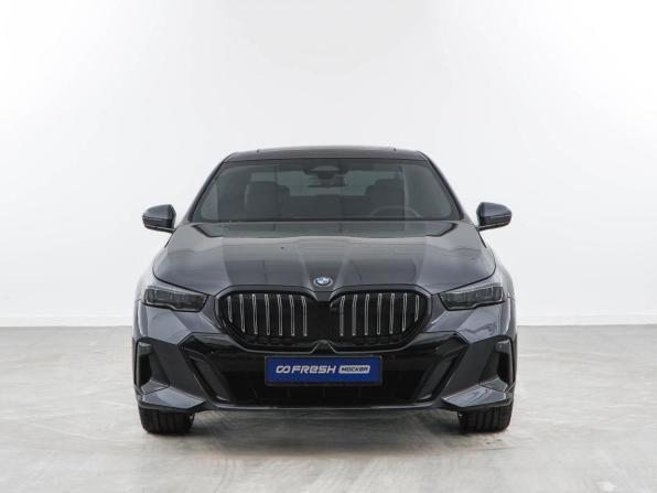 BMW 5 серии VIII (G60/G61/G68) с пробегом 2023 года, цена 6 599 046 рублей, 28785 км, седан, Автокод Объявления